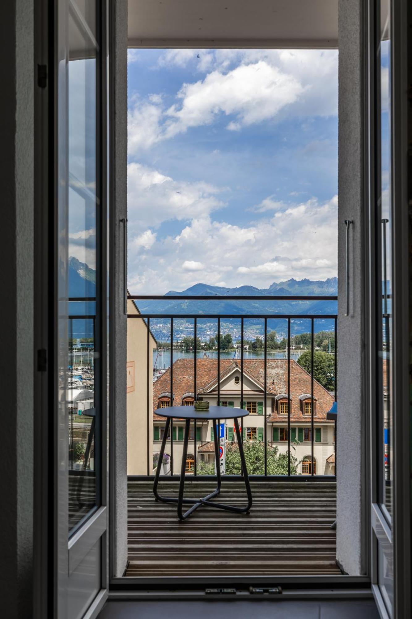 Aloha Chambres Port-Valais Ngoại thất bức ảnh